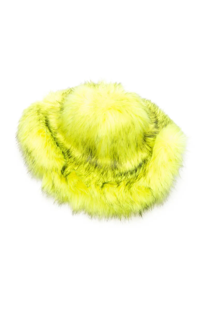 ACID MUSHROOM OVERSIZED FAUX FUR BUCKET HAT