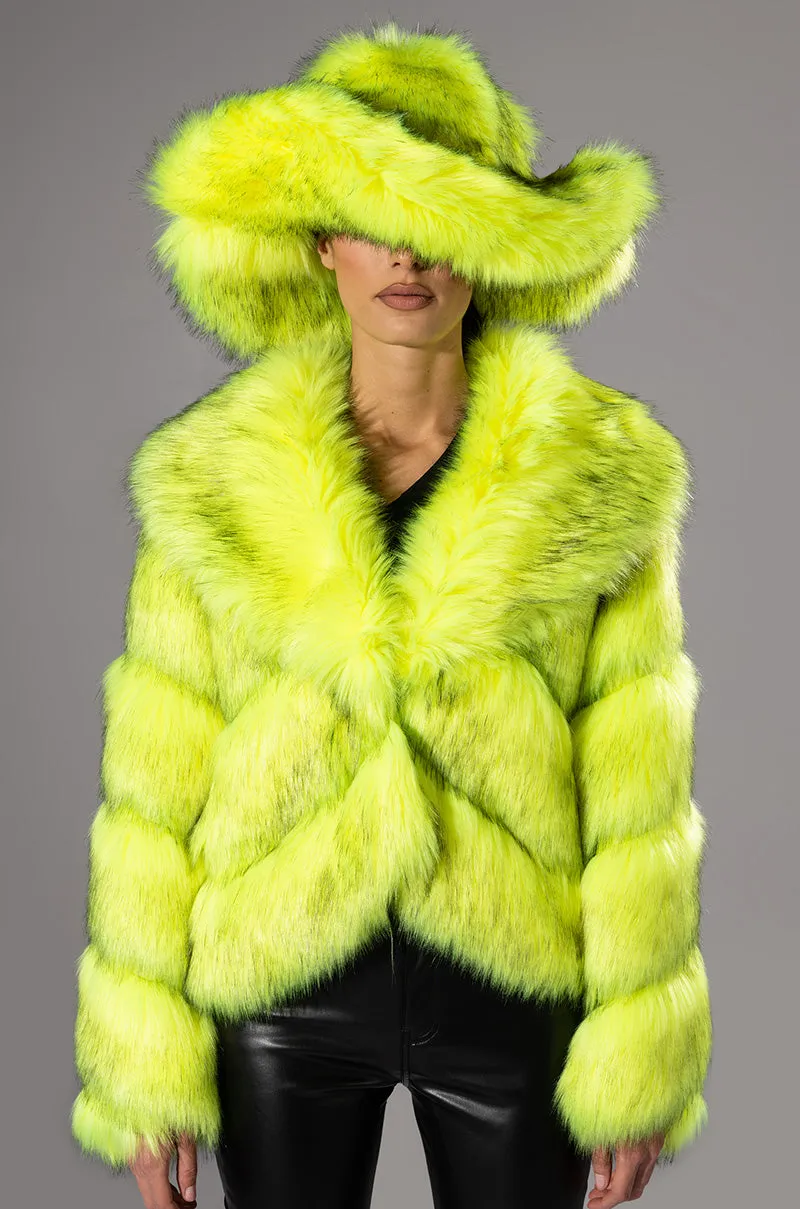 ACID MUSHROOM OVERSIZED FAUX FUR BUCKET HAT