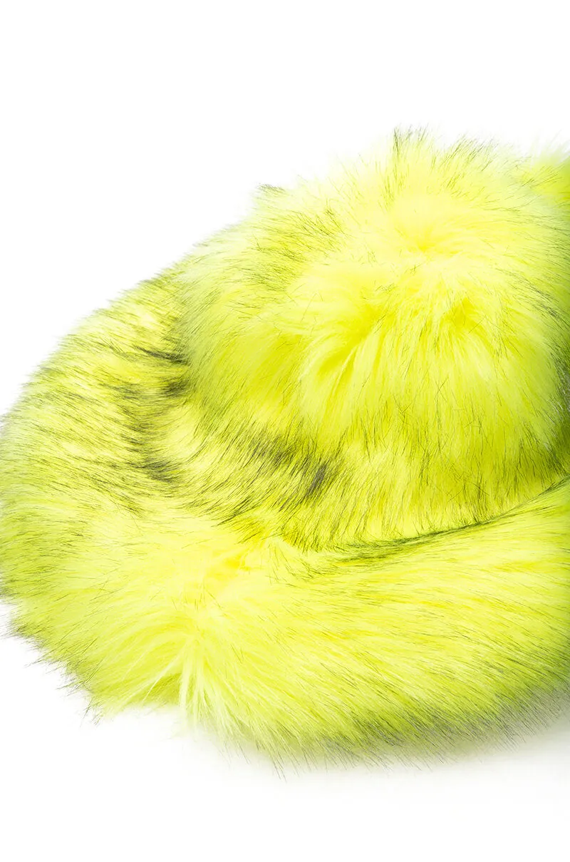 ACID MUSHROOM OVERSIZED FAUX FUR BUCKET HAT