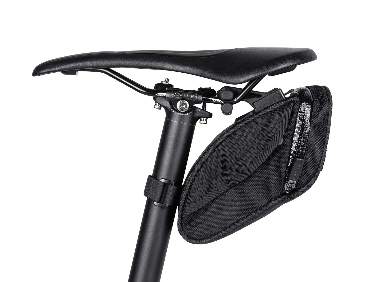 Aero Wedge Pack DX (w/ Fixer F25, medium)