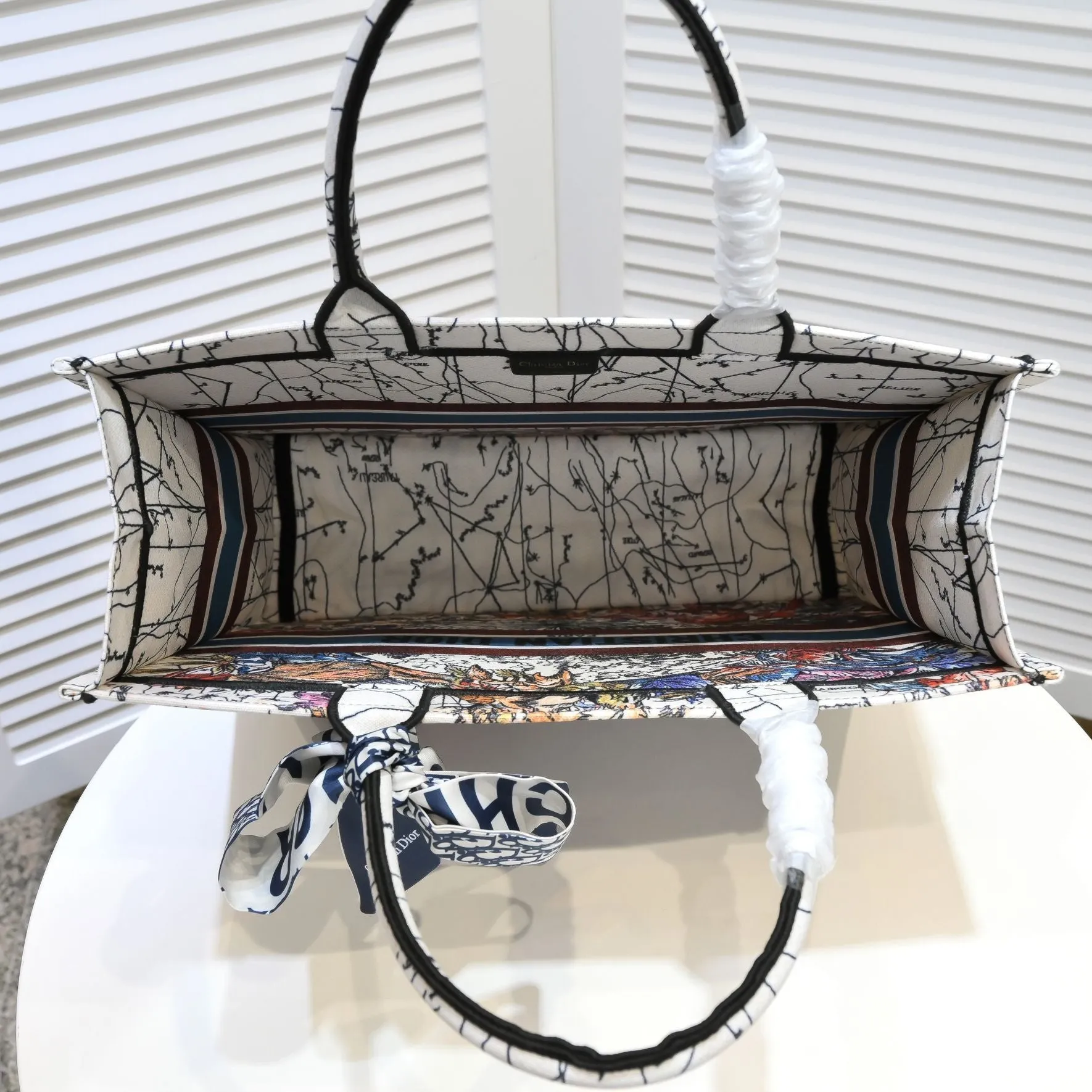 Designer Handbags DR 295