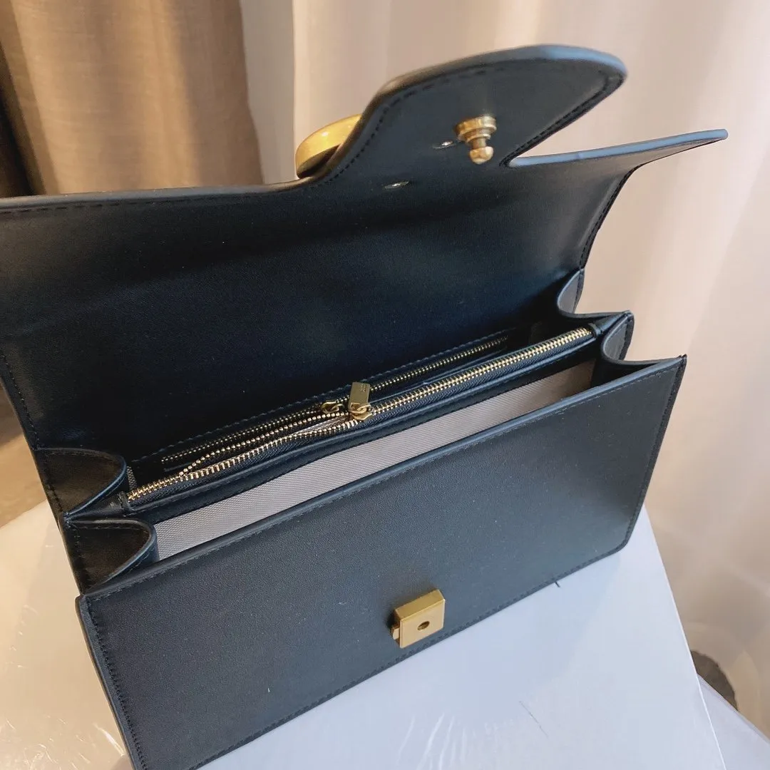 Designer Handbags GI 244