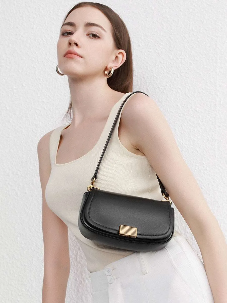 Fashion-forward Single-strap Saddle Purse