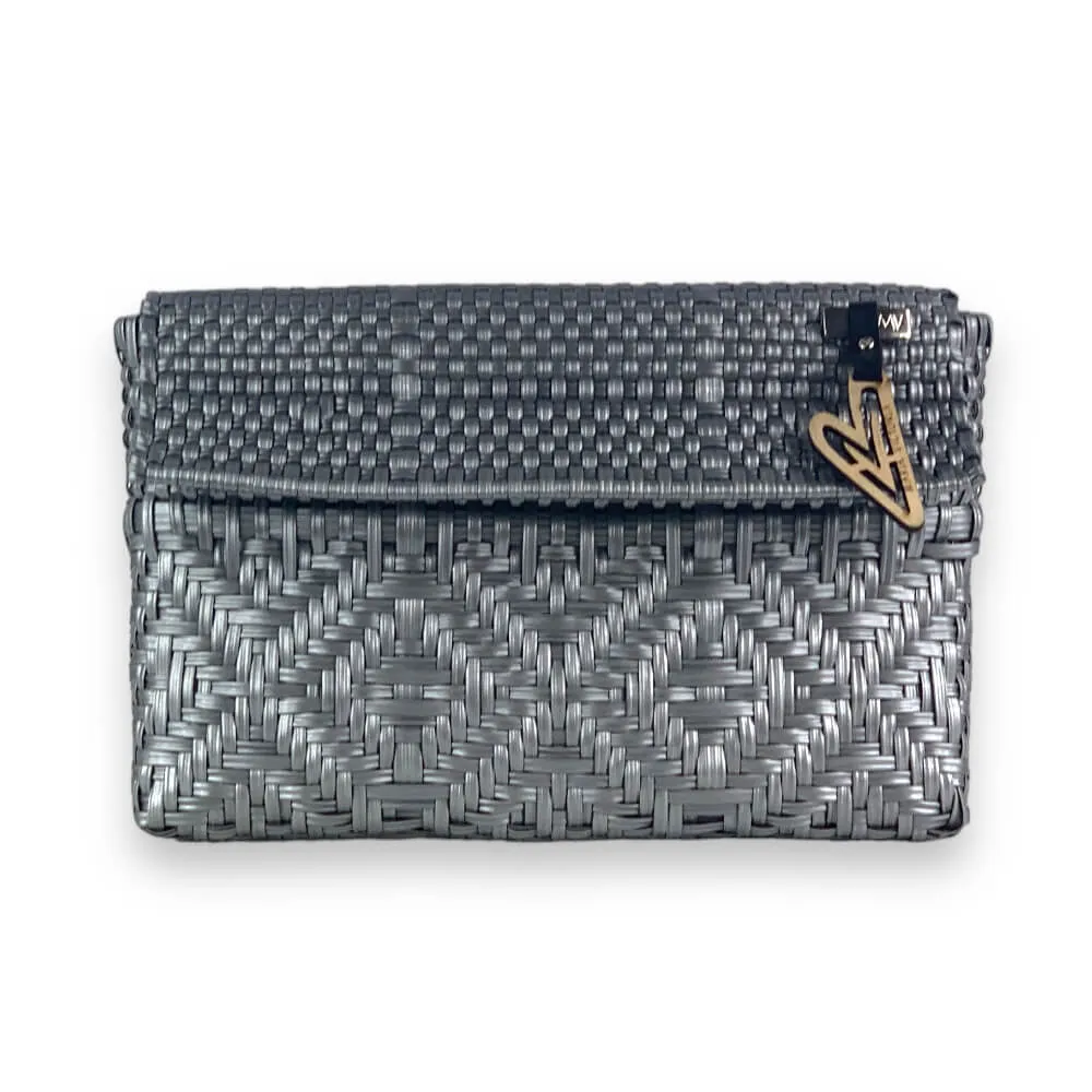 Monochrome Silver DI