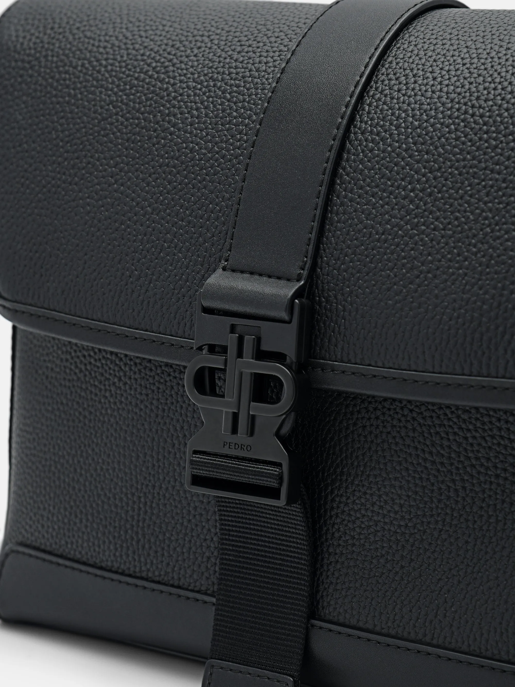 PEDRO Icon Leather Messenger Bag