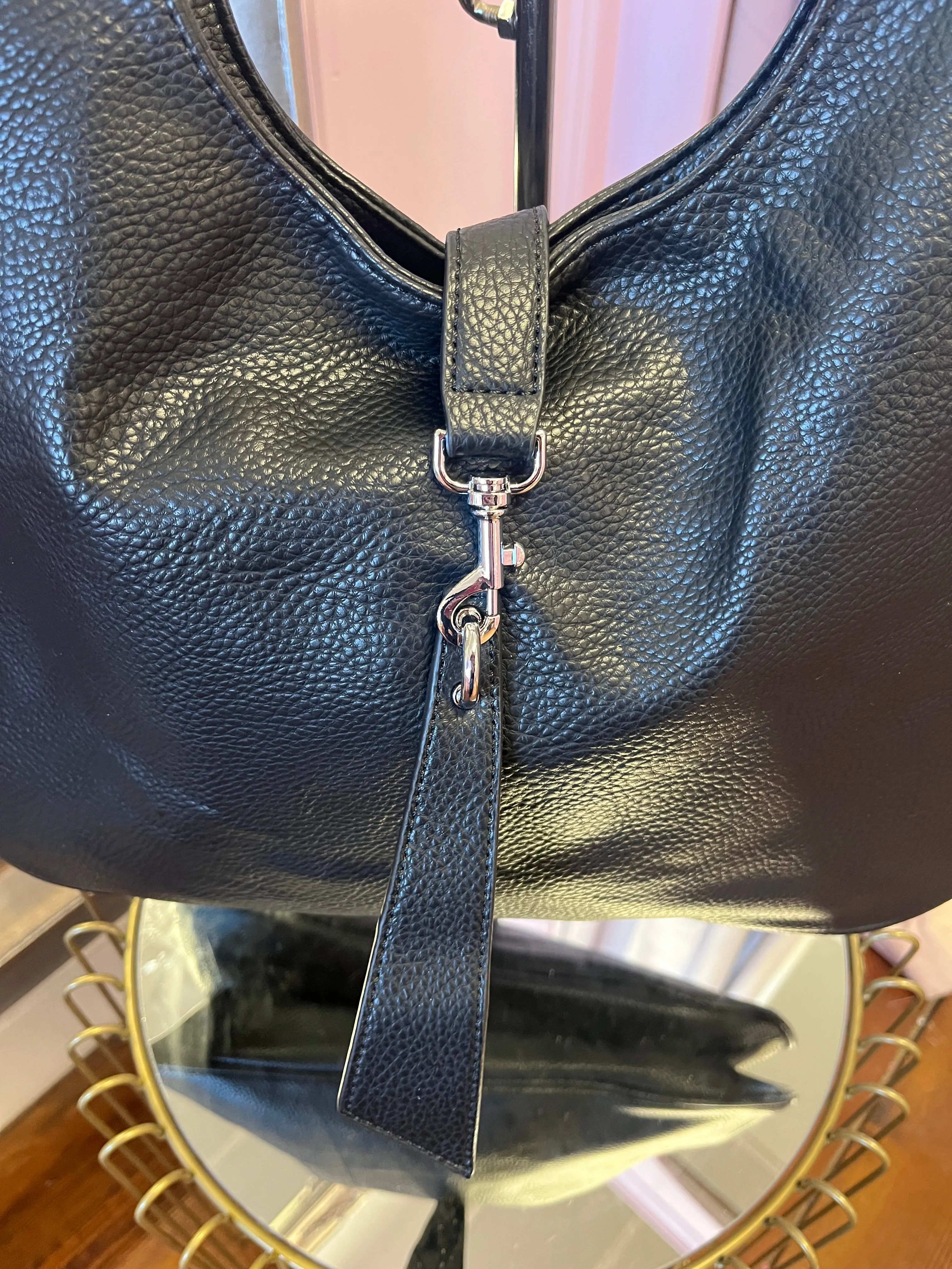 Slouchy Shoulder Bag / Black