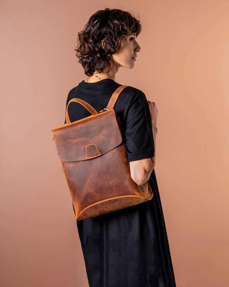 THE PRICY LEATHER SLIM BACKPACK
